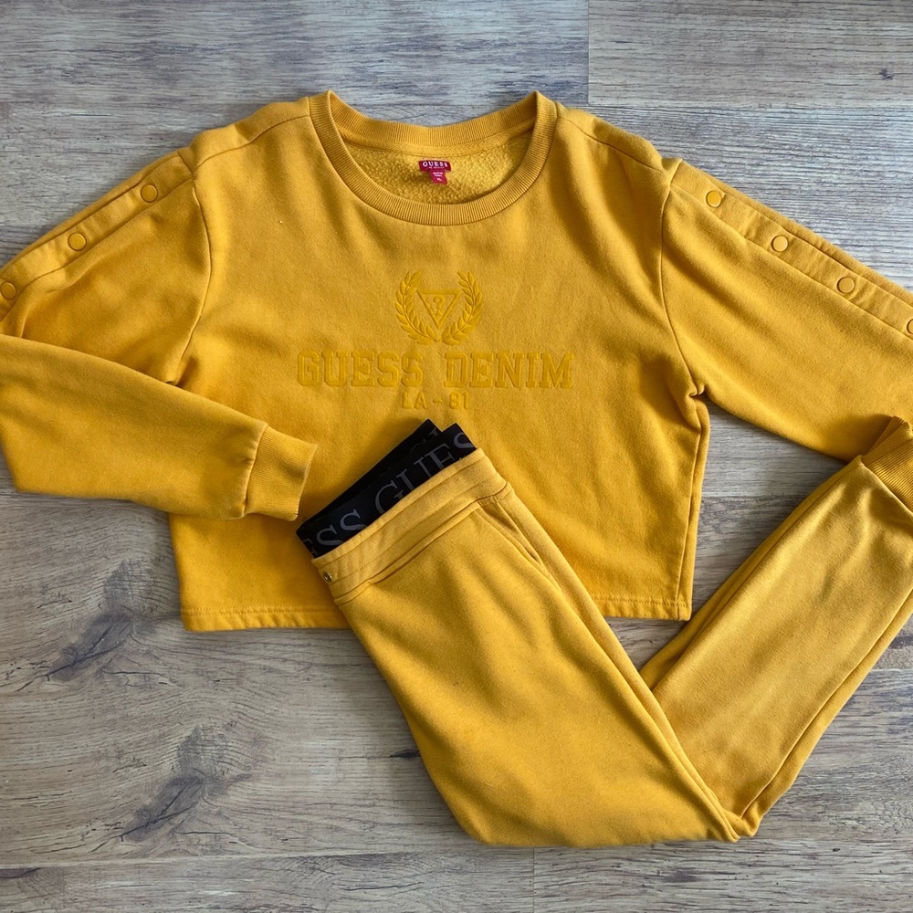 Guess Tracksuit